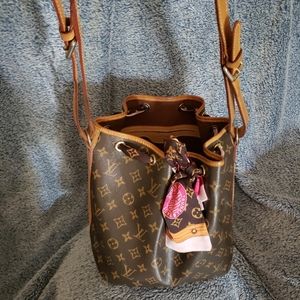 Louis Vuitton Shoulder Noe Bucket Bag